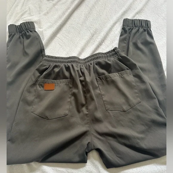 Drawstring pants - Picture 3 of 3